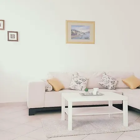 Apartment Beautiful 3min From Beach Trogir