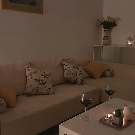 Beautiful 3min From Beach Apartment Trogir